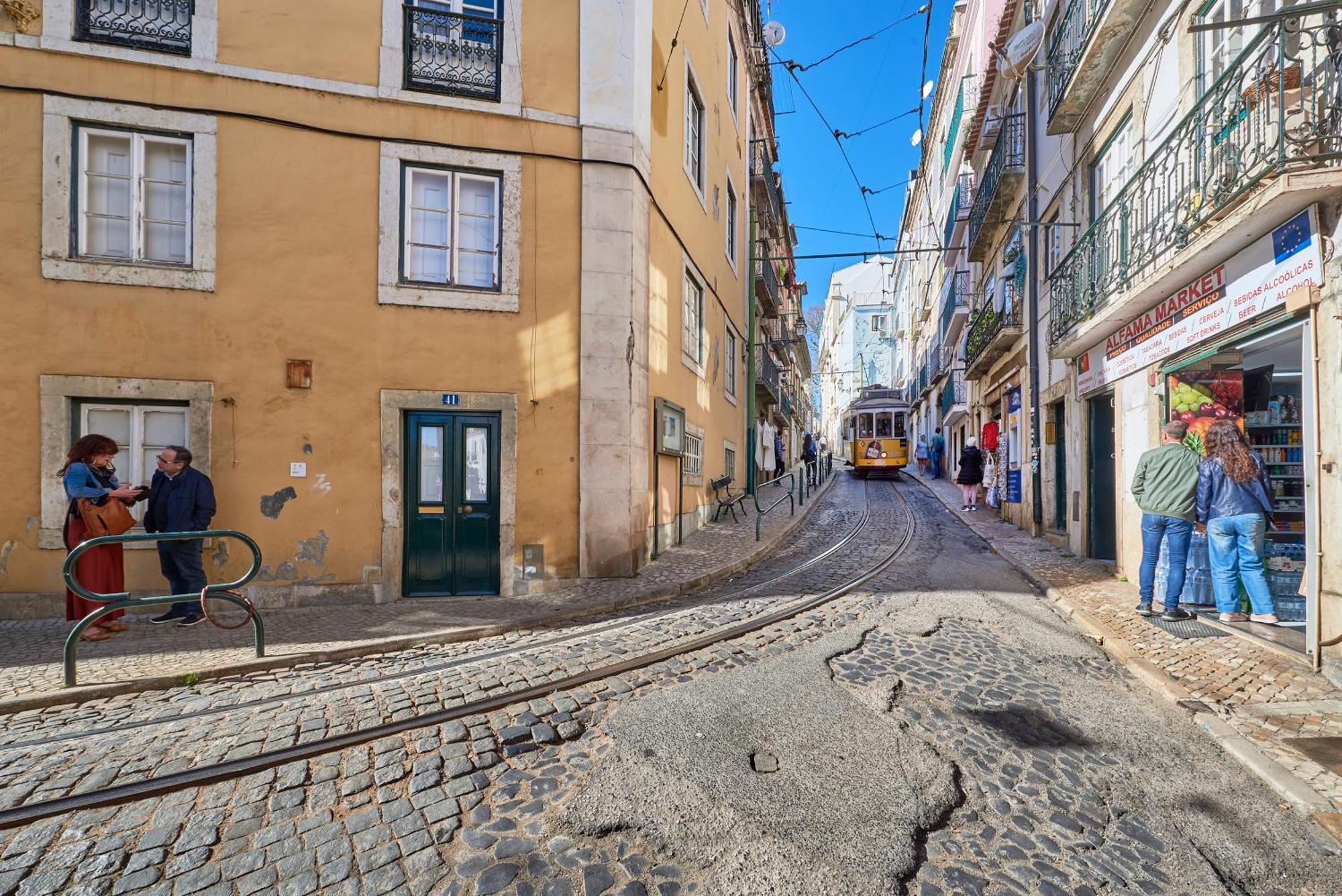 Apartment Idyllic Light-filled Alfama Apt, By Timecooler *