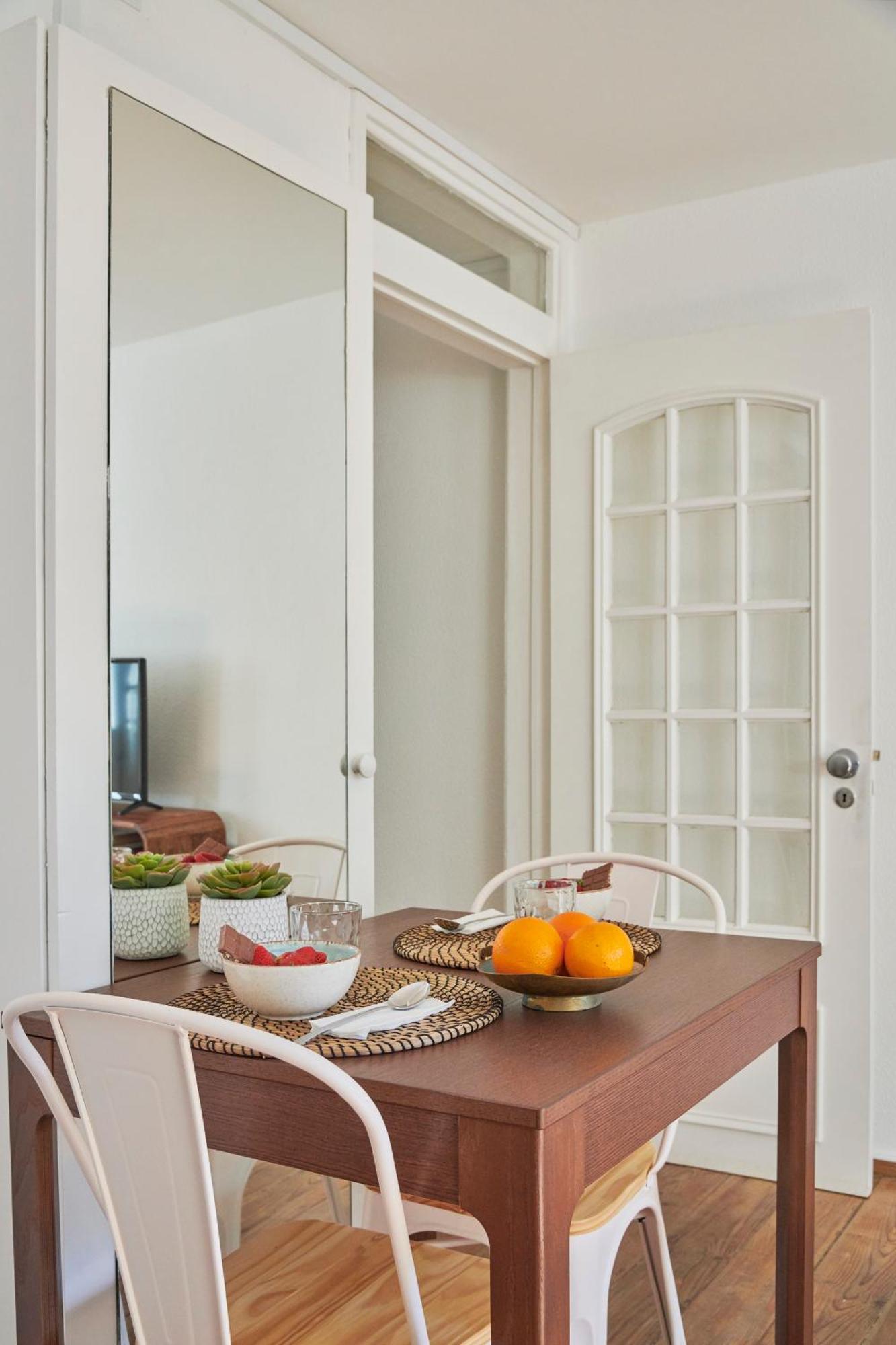 Apartment Idyllic Light-filled Alfama Apt, By Timecooler Lissabon